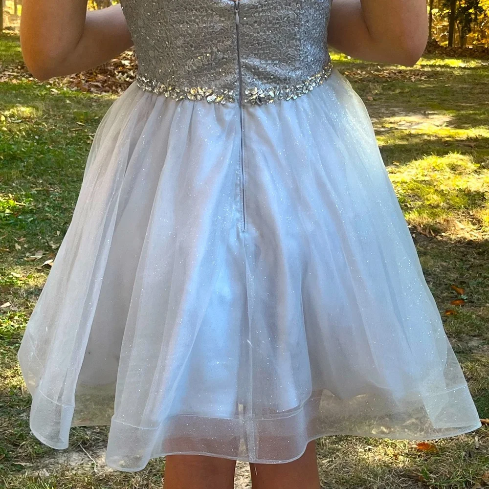 Prom dress - Picture 2 of 4